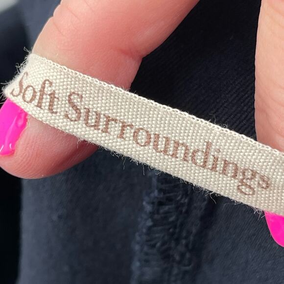 Soft Surroundings Essential Superla Cropped Button Navy Pull On Cropped Pants S - Picture 7 of 9